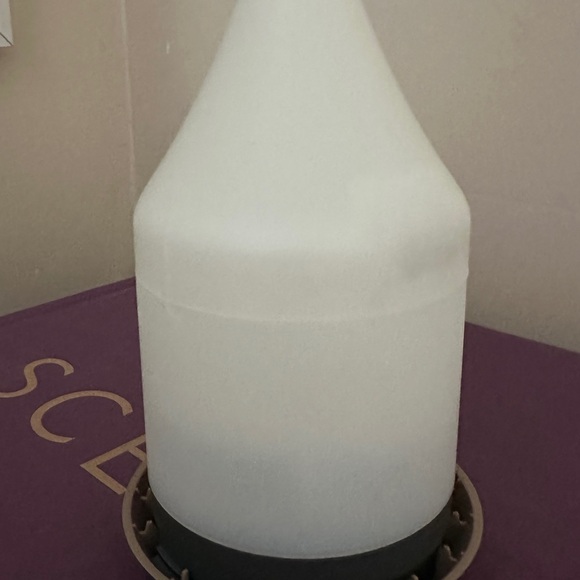 Young Living Desert Mist Oil Diffuser - Picture 2 of 3